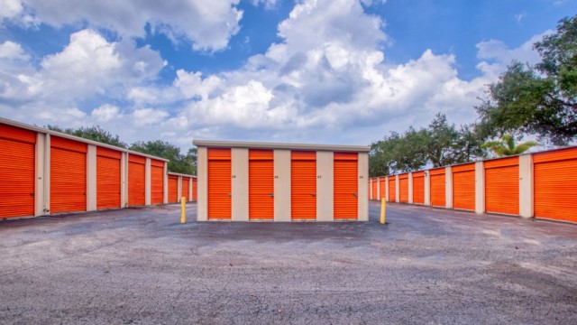 Self Storage at lake worth